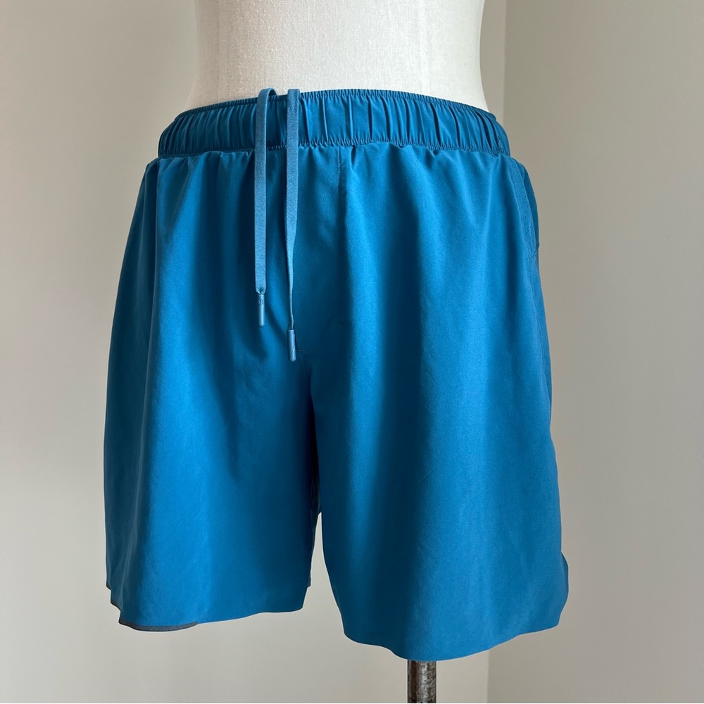 Men’s Lululemon Surge Lined Short 6” Sz. M